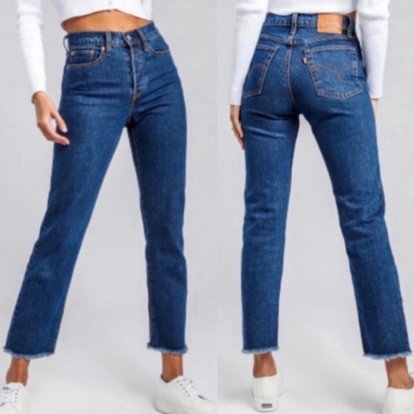 Levi's‎ Wedgie Straight Style Below The Belt Medium Wash - Picture 13 of 13